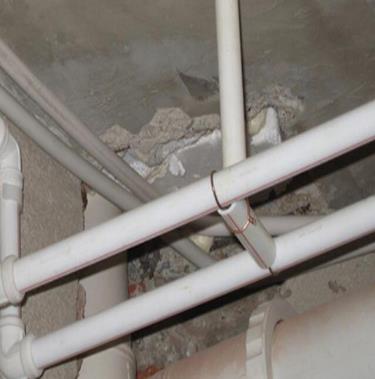 长宁漏水维修 卫生间漏水的原因是什么？卫生间下水管漏水怎么办？